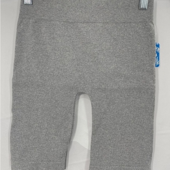 NWT Free People Heather Grey Ribbed Biker Shorts XXS - Picture 6 of 6